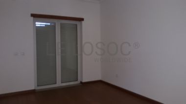 Apartamento T3 · Alcobaça