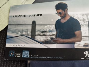 Peugeot Partner · Ano 2021