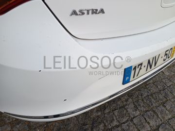 Opel Astra · Ano 2013