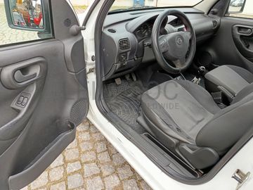 Opel Combo · Ano 2011