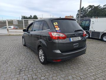 Ford Grand C-Max · Ano 2017