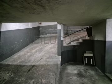 Proporção de 1/2 de Apartamento T2 e de 1/2 de Lugar de Garagem · Vila Nova de Gaia