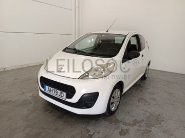 Peugeot 107 · Ano 2013