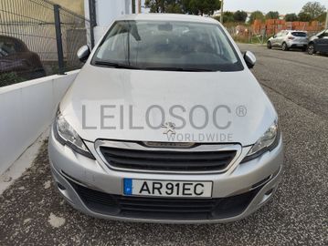 Peugeot 308 · Ano 2017