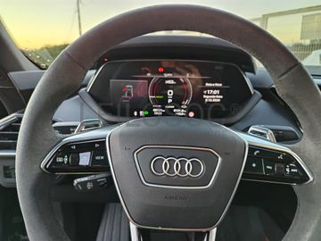 Audi e-tron GT quattro · Ano 2021