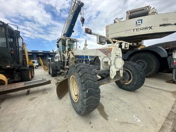 Motoniveladora TEREX TG230