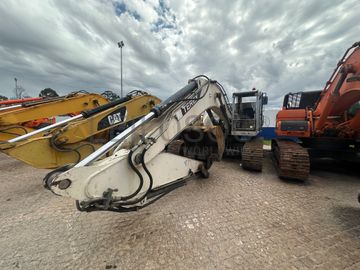 Escavadora de Rastos TEREX TC225LC