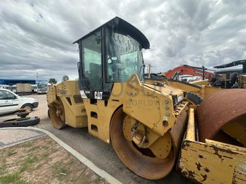 Cilindro Auto Vib. De Rolos CATERPILLAR CB-534D