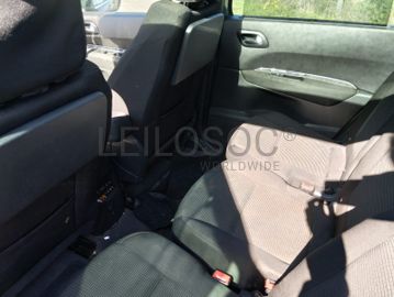 Peugeot 5008 · Ano 2011 · 7 Lugares