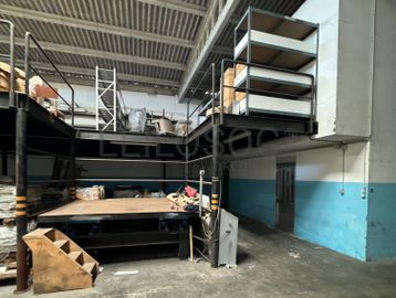 Mezzanine em Ferro