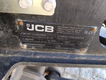 Giratória JCB 16 · Ano 2021