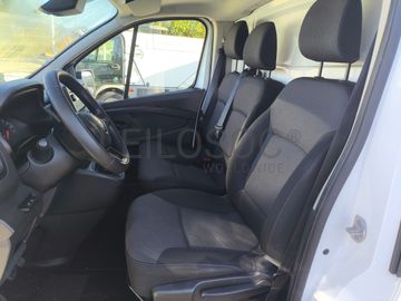 Renault Trafic 2.0 DCI · Ano 2022