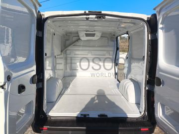 Renault Trafic 2.0 DCI · Ano 2022