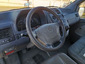 Mercedes-Benz Vito · Ano 2003