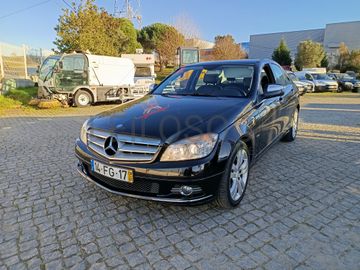 Mercedes-Benz C220 CDI · Ano 2008