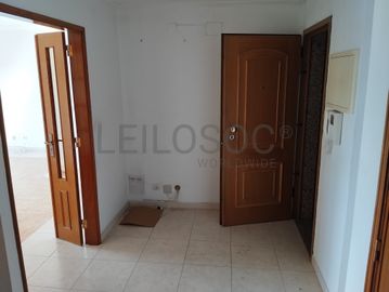 Apartamento T3 · Santa Iria de Azoia, Loures