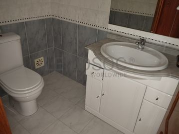 Apartamento T3 · Santa Iria de Azoia, Loures