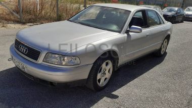 Audi A8 · Ano 1999