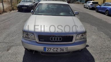 Audi A8 · Ano 1999