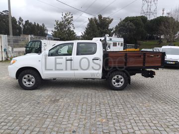 Toyota Hilux 2.5 d-4D · Ano 2008