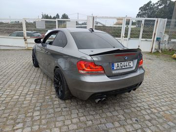 BMW 118d · Ano 2012