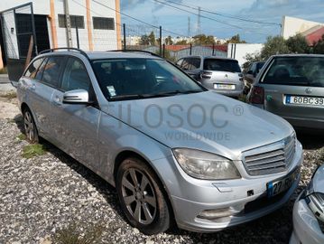 Mercedes-Benz C 220 · Ano 2010