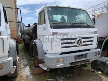 Camião Cisterna Espagidor/Emulsão VOLKSWAGEN Worker 31-310