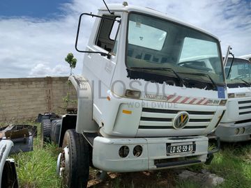 Camião Trator (Cavalo Mecânico) VOLKSWAGEN Worker 31-310