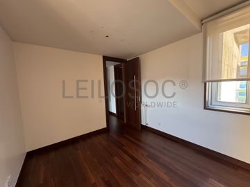 Apartamento T4 · Condomínio Arrábida Lake Towers, Vila Nova de Gaia