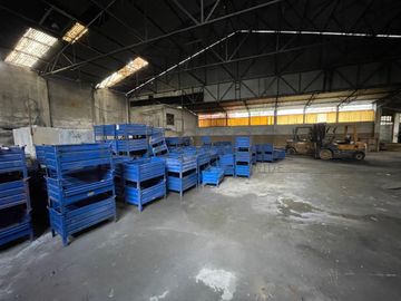 Caixas em Ferro