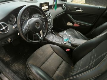 Mercedes-Benz A 180 CDI 1.5 · Ano 2015