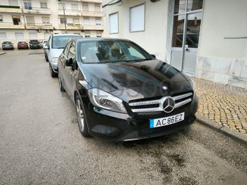 Mercedes-Benz A 180 CDI 1.5 · Ano 2015