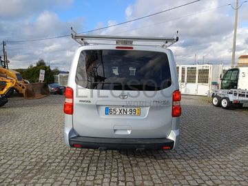 Toyota Proace · Ano 2019 · 9 Lugares