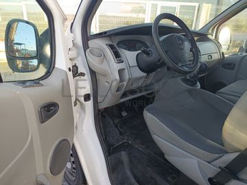 Opel Vivaro · Ano 2009