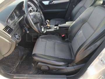 Mercedes-Benz C220 · Ano 2008