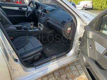 Mercedes-Benz C220 · Ano 2008