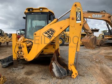 Retroescavadora JCB 1CX (1)