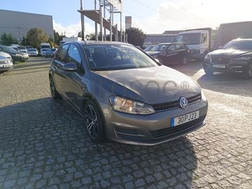 Volkswagen Golf · Ano 2014 