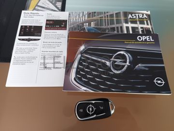 Opel Astra · Ano 2019