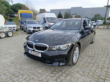 BMW 318D · Ano 2019