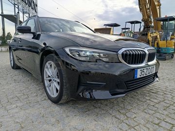 BMW 318D · Ano 2019