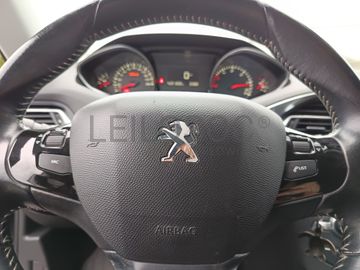 Peugeot 308 · Ano 2016  
