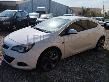 Opel Astra · Ano 2012