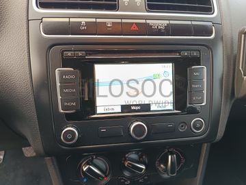 Volkswagen Polo · Ano 2014