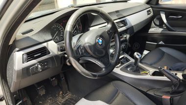 BMW 320D Touring · Ano 2008