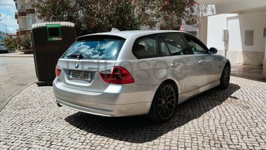 BMW 320D Touring · Ano 2008