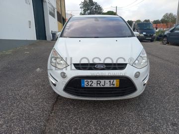 Ford S-Max · Ano 2013