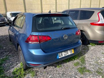 Volkswagen Golf · Ano 2016