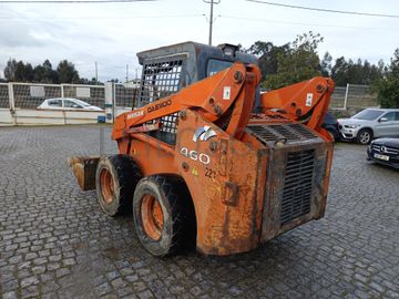 Mini Pá Carregadora Doosan · Ano 2005