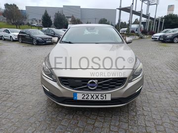 Volvo V60 · Ano 2015